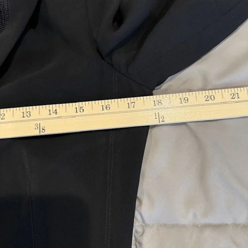 Rag & Bone Stretch Black Blazer Texture Lapel and Front Pocket Trim‎ Size 8
